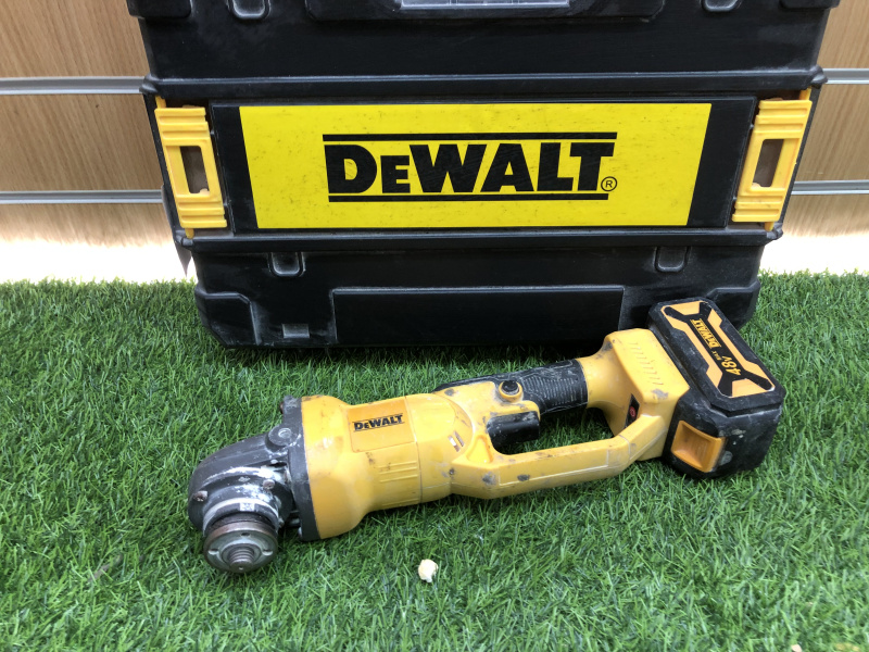 Шлифмашинка Dewalt angle grinder m10