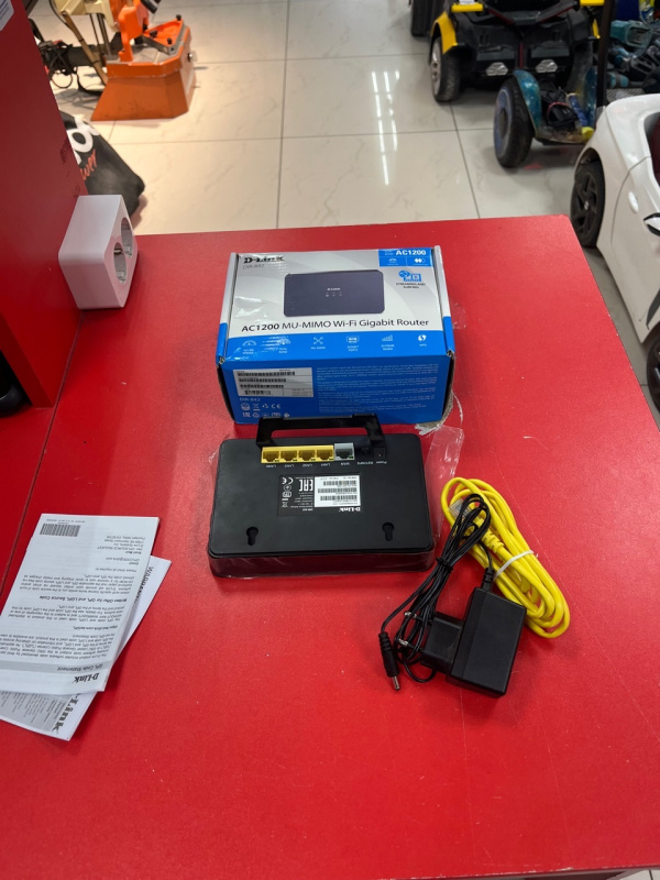 Роутер D-Link DIR-842