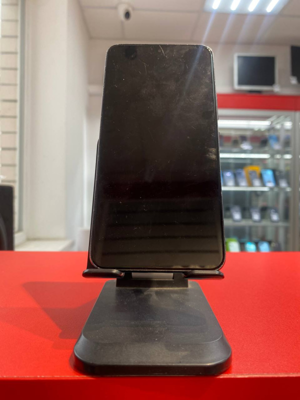 Мобильный телефон Samsung Galaxy S22