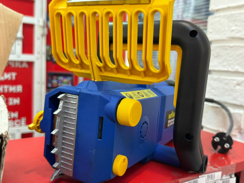 Электропила Einhell KSE 2040 WK