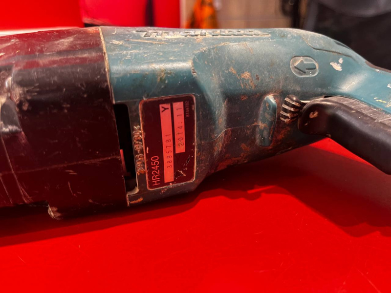 Перфоратор Makita 2243