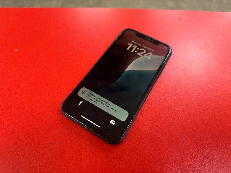 Мобильный телефон Apple iPhone 11