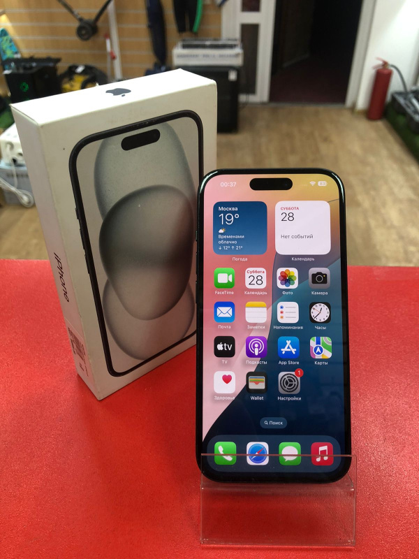 Мобильный телефон Apple iPhone 15
