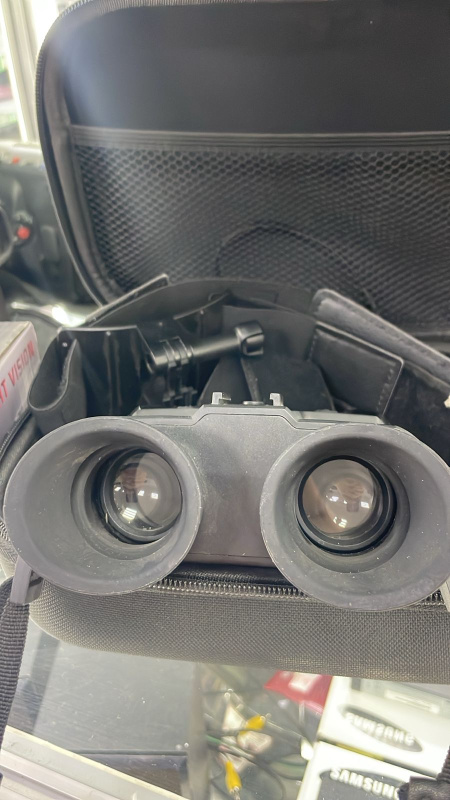 Бинокль  GBD210D