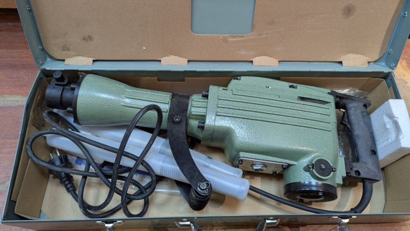 Отбойный молоток Electrolite  OM65