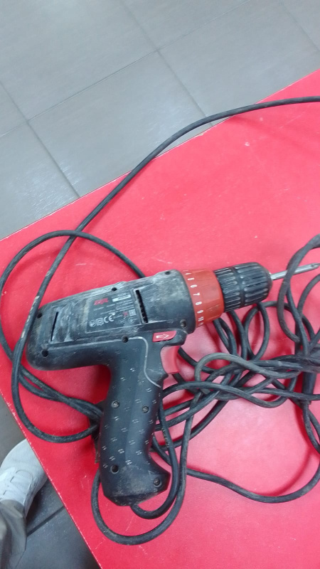 Шуруповерт Skillsaw F015