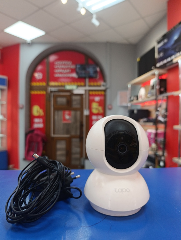 Камера видеонаблюдения  TP-Link Tapo C200