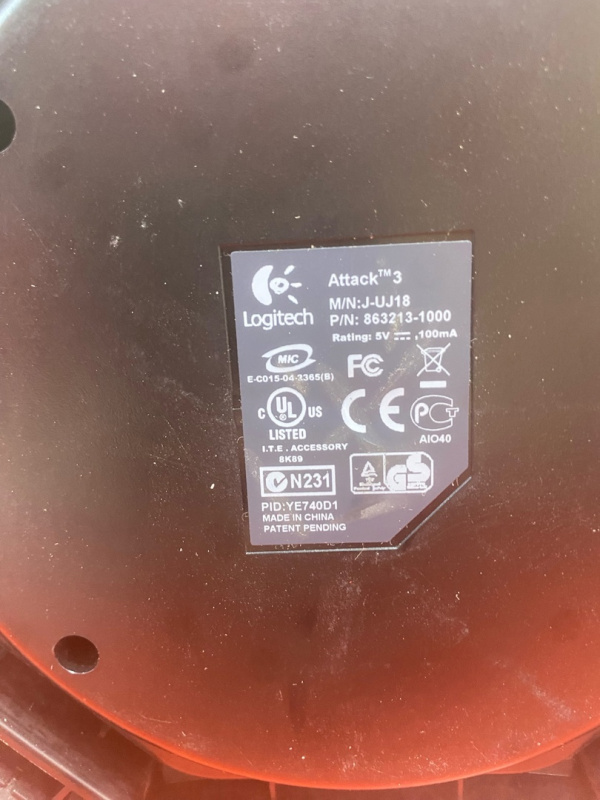 ATTACK 3  Logitech ATTAK 3