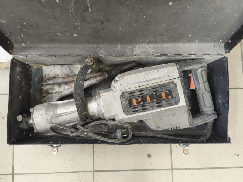 Отбойный молоток P.I.T. GSH65-C1