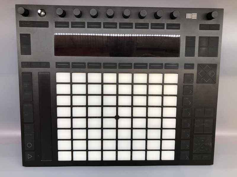 MIDI-клавиатура  Ableton Push 3