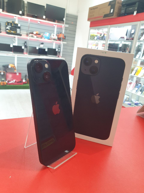 Мобильный телефон Apple iPhone 13