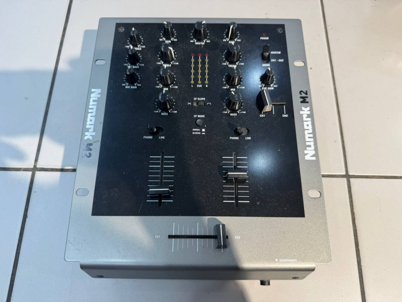 Ресивер Numatic Numark M2