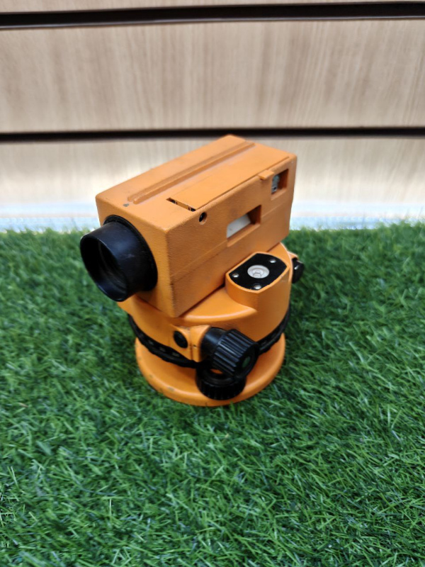 Нивелир УОЗМ ЗН-Л5