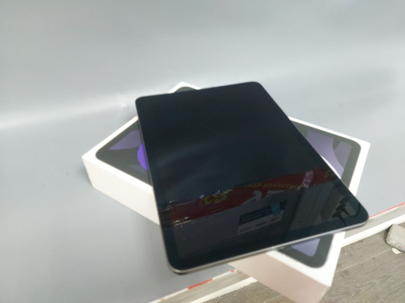 Планшет Apple iPad Air (4-го поколения) (2020)