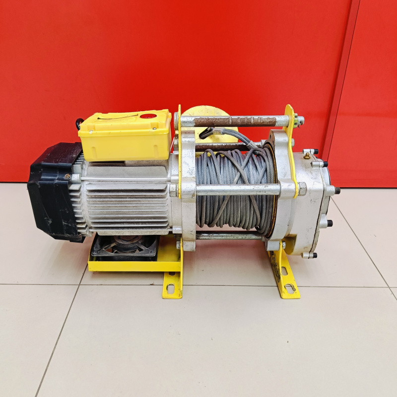 Лебедка OCALIFT TSA300