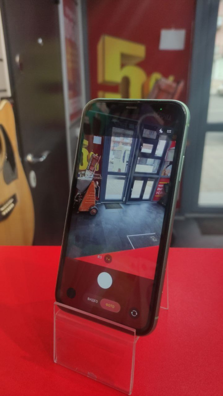 Мобильный телефон Apple iPhone 11