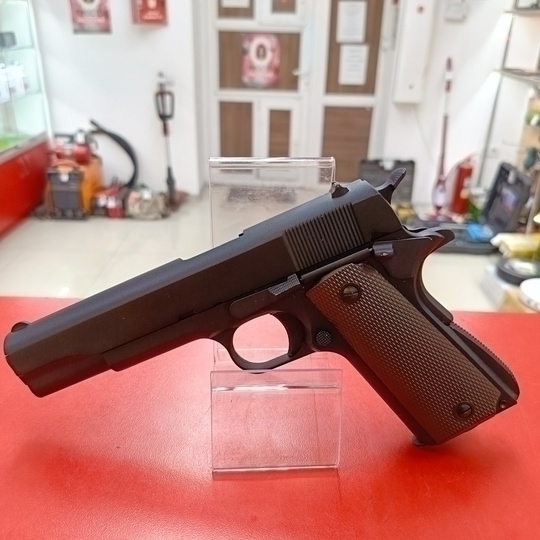 Пневматика  Страйкбольный пистолет KJW Colt