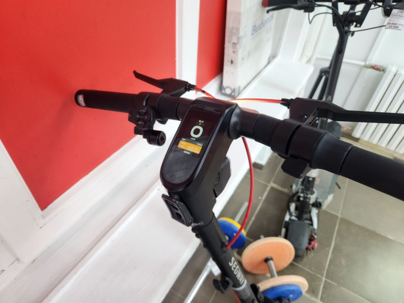 Самокат Segway ninebot f3 pro