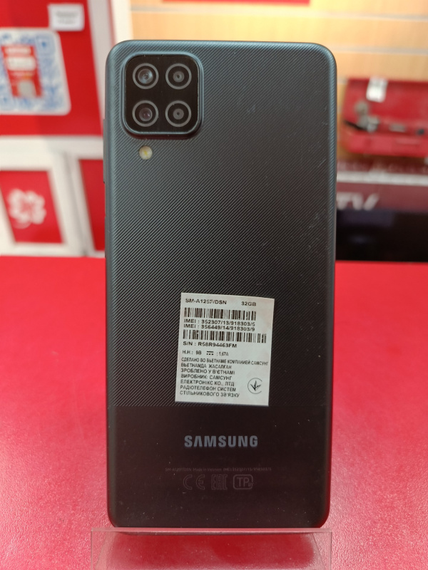 Мобильный телефон Samsung Galaxy A12