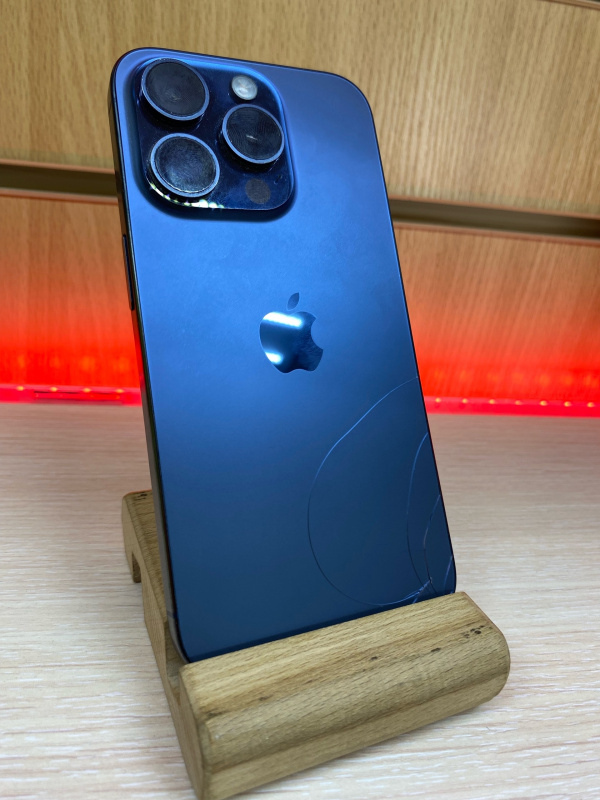 Мобильный телефон Apple iPhone 15 Pro