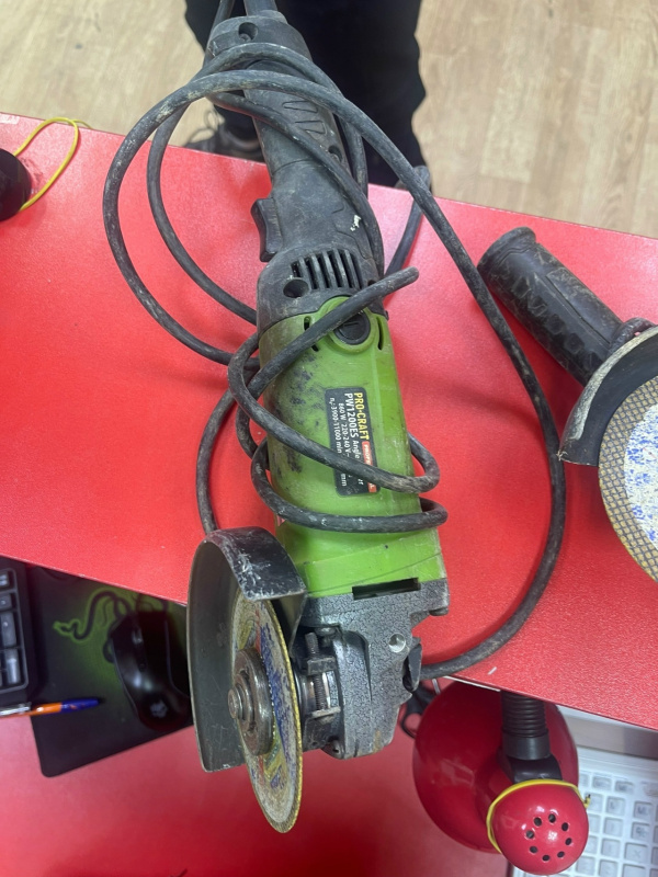 Болгарка ProCraft PW2300