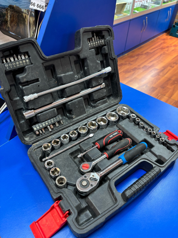 Набор ключей Tools 1