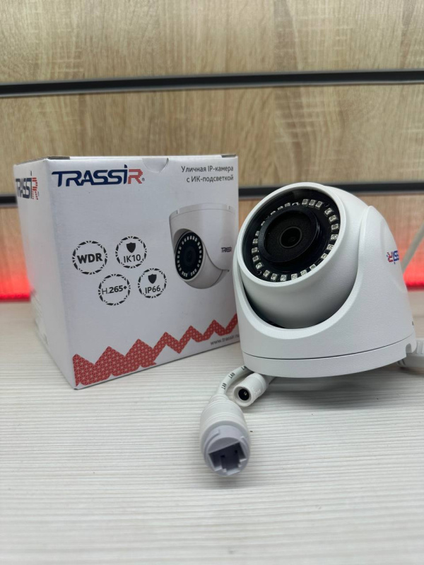 Камера видеонаблюдения   trassir внутреняя