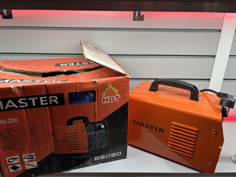 Сварочный аппарат - инвертор ММА Master MS-220