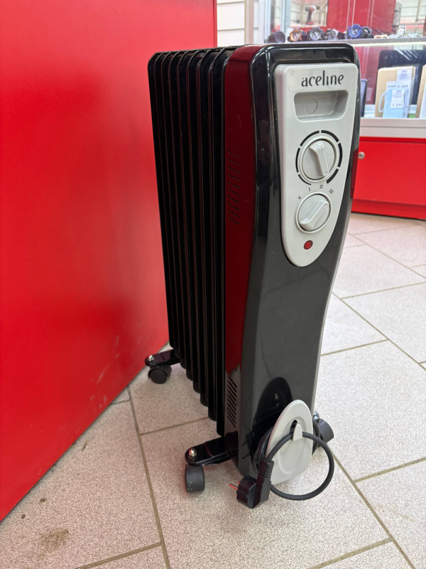 Масляный обогреватель Aceline -
