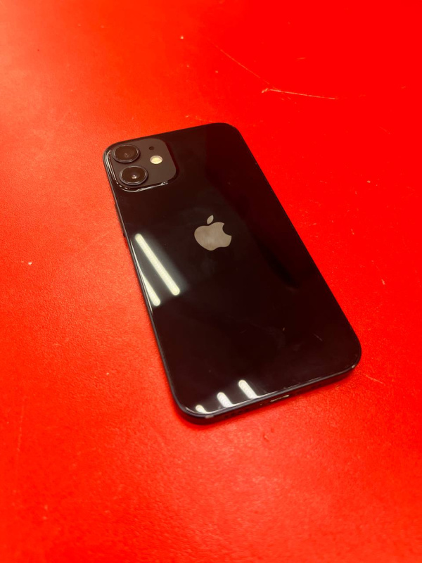 Мобильный телефон Apple iPhone 12 Mini