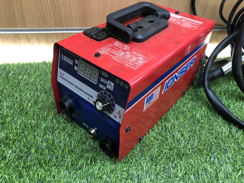 Полуавтоматический сварочный станок для окон Jonser 185qx