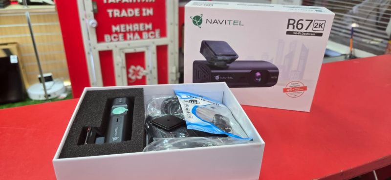 Регистратор Автомобильный видеорегистратор  Navitel R67 (2K)