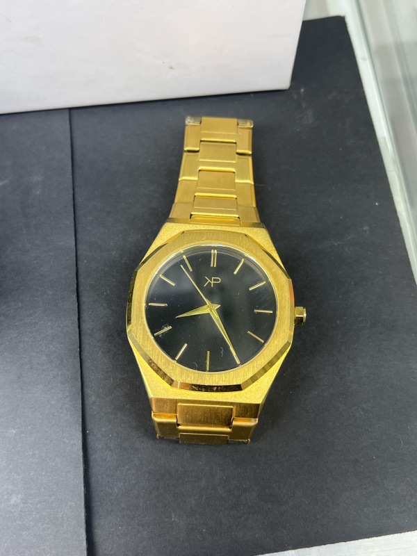 Часы наручные  KP 100m|330ft золото