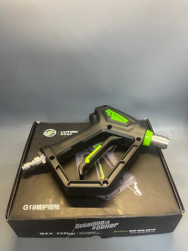 Авто аксессуар Автокомпрессор  -