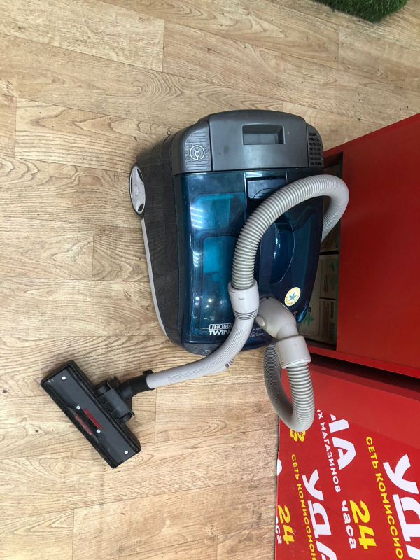 Пылесос TOMAS twin t1