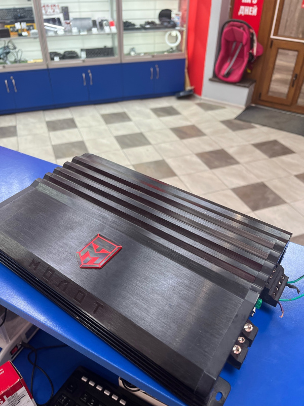 Усилитель  молот