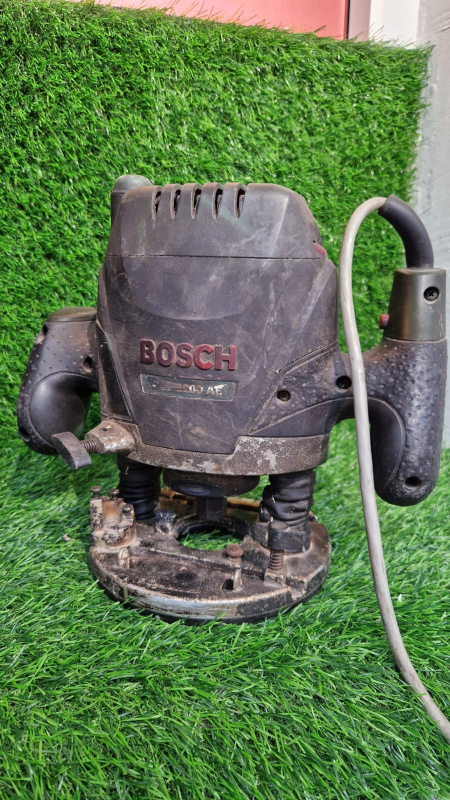 Фрезер Bosch POF 1200AE