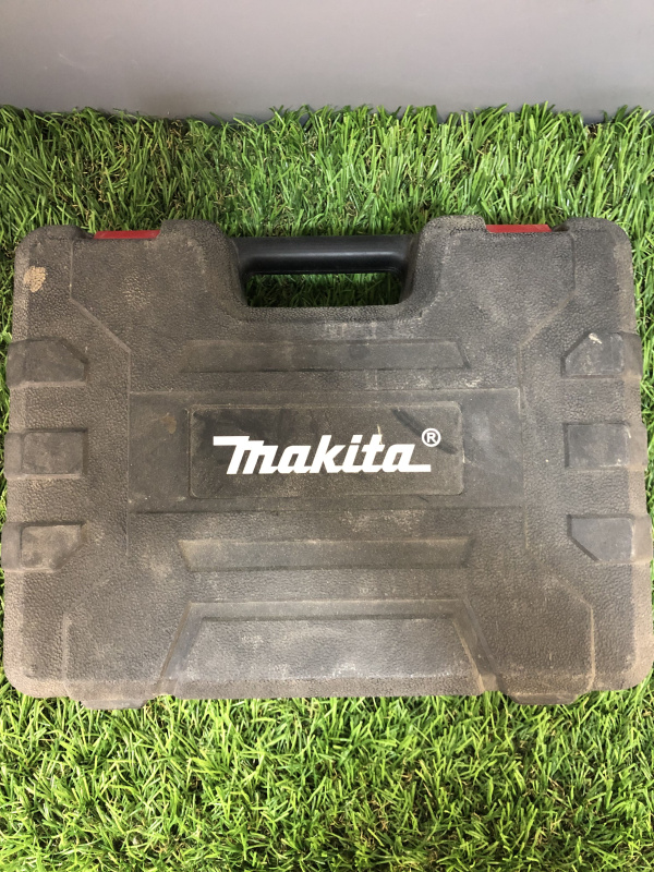 Гайковерт Makita bdc 2100