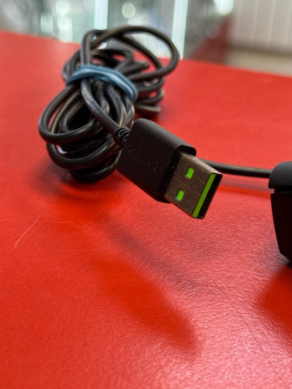 Мышь Razer deathadder essential