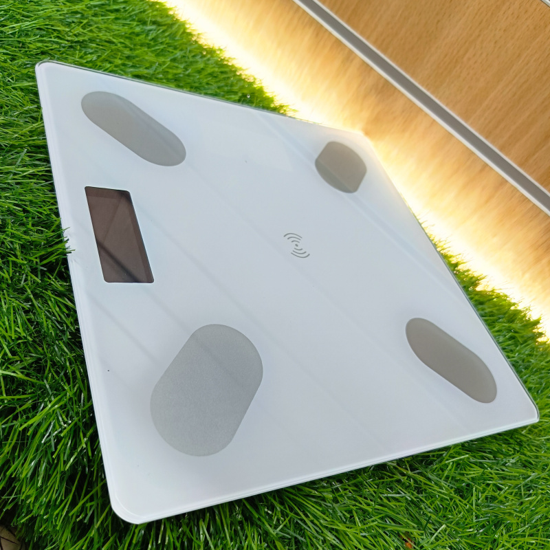 Весы  электронные