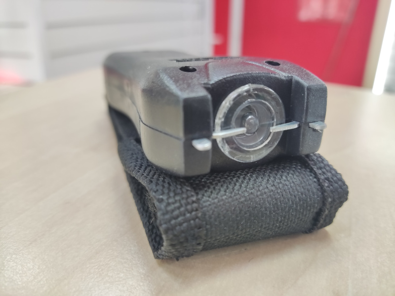 Электрошокер  с фонариком