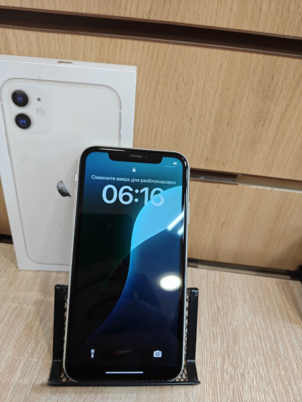 Мобильный телефон Apple iPhone 11