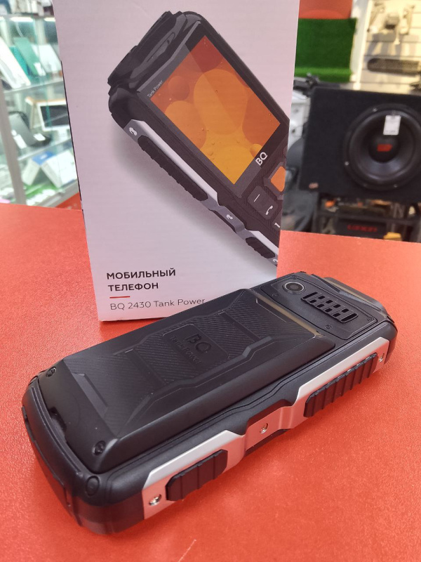 Мобильный телефон BQ 2430 Tank Power