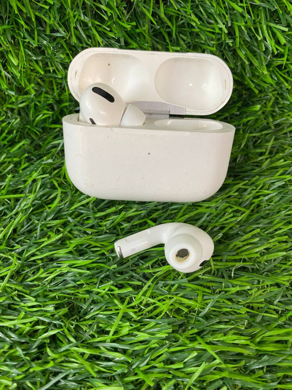 Наушники Apple pro