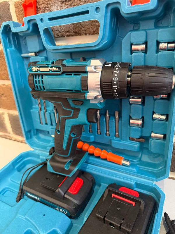 Шуруповерт Makita 48v