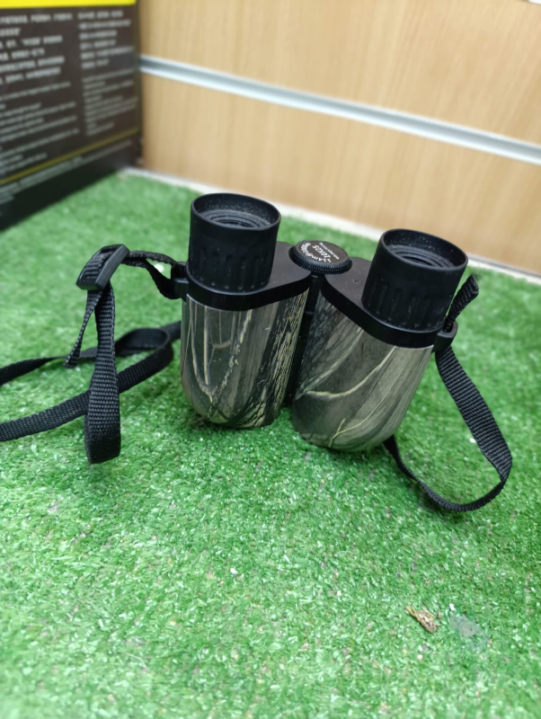 Бинокль  10,-*35