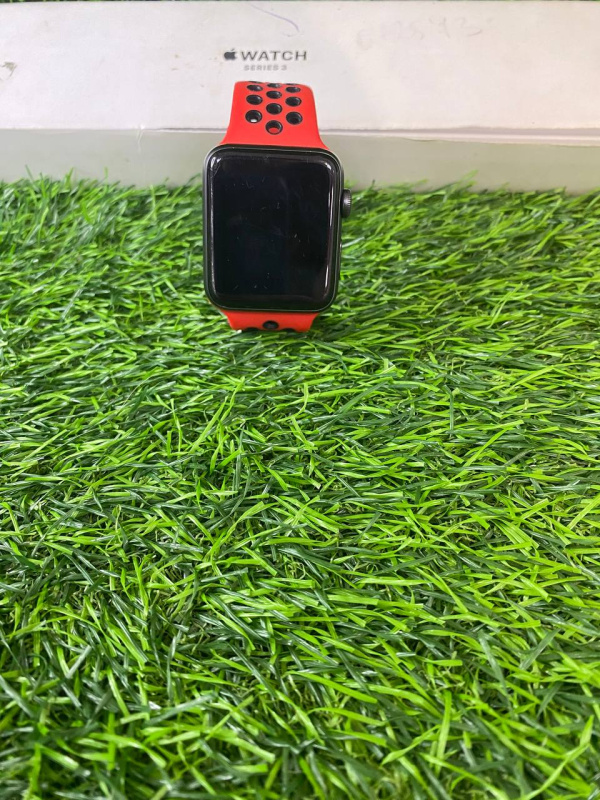 Часы наручные Apple 3