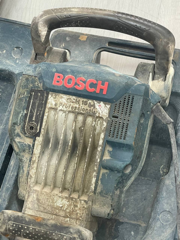 Отбойный молоток Bosch GSH 16