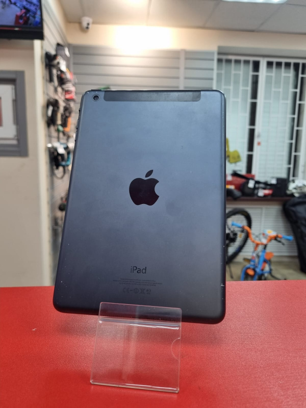 Планшет Apple iPad mini (1-го поколения)
