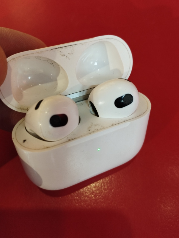 Наушники Apple 2